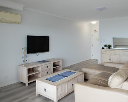 kings-beach-3-bedroom-sea-view-accommodation-apt-14 (3)