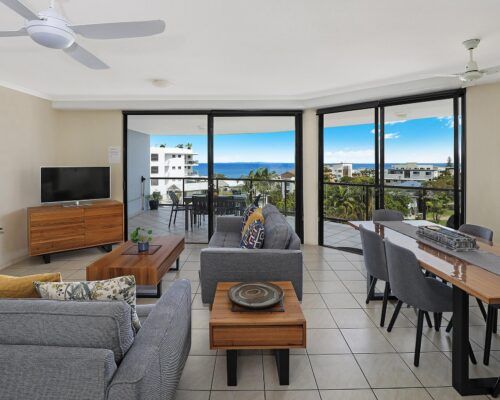 queensland-kings-beach-3-bedroom-ocean-view (23)