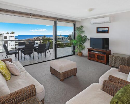 queensland-kings-beach-3-bedroom-suite (12)