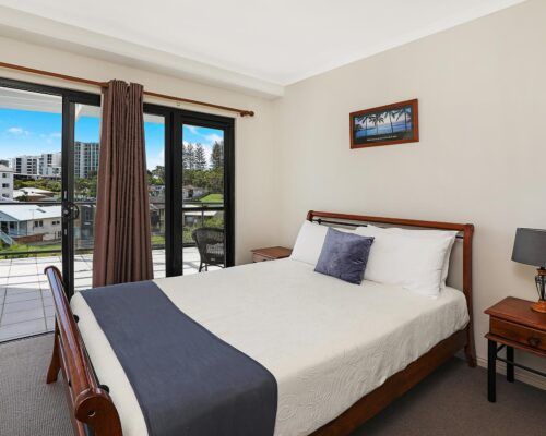 queensland-kings-beach-3-bedroom-suite (18)